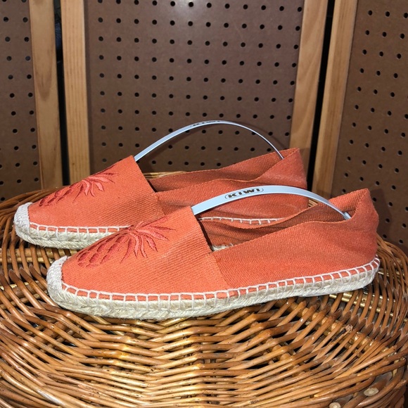 Tommy Bahama Shoes - Tommy Bahama shoes